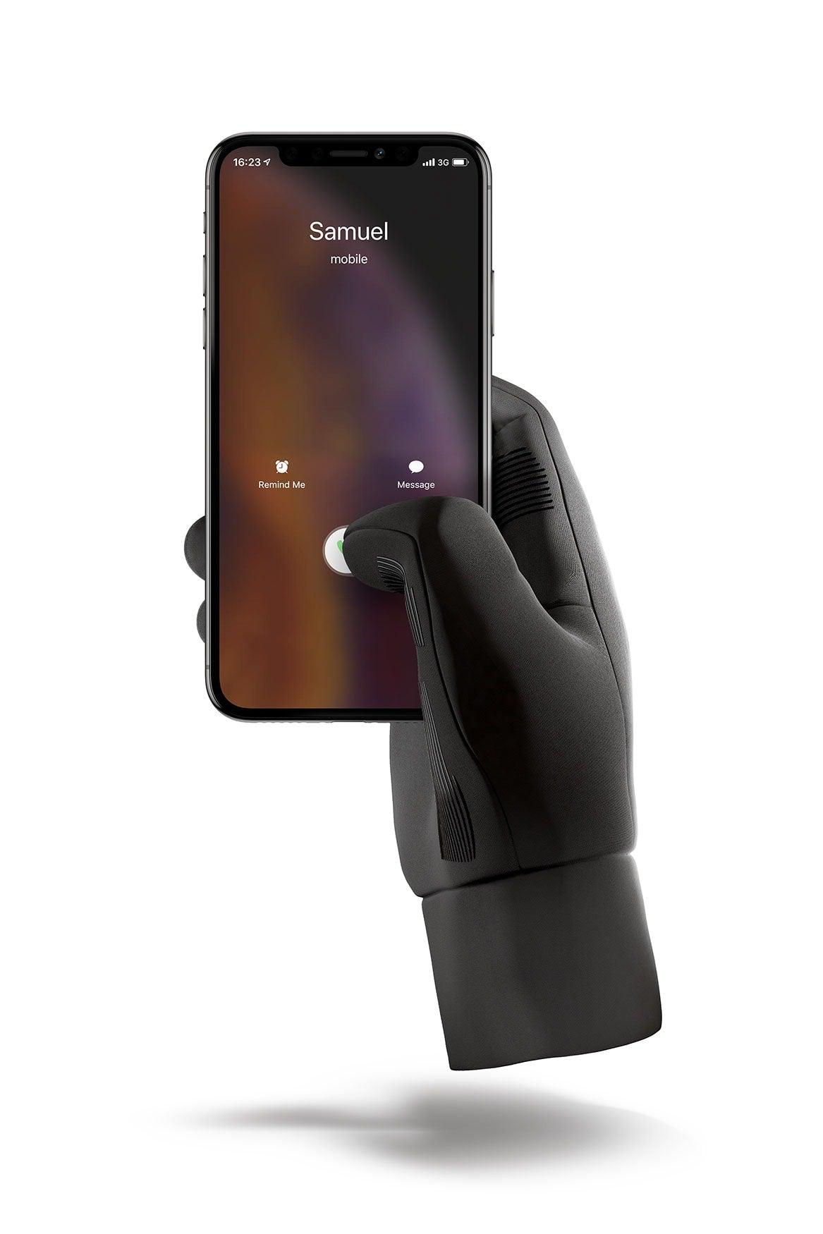 Touchscreen Gloves Packshot 01