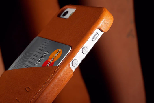 iPhone 5s Wallet Case Tan Lifestyle 500