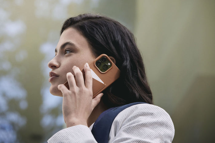 iPhone 13 Portemonnaie aus Monaco-Blauem Leder