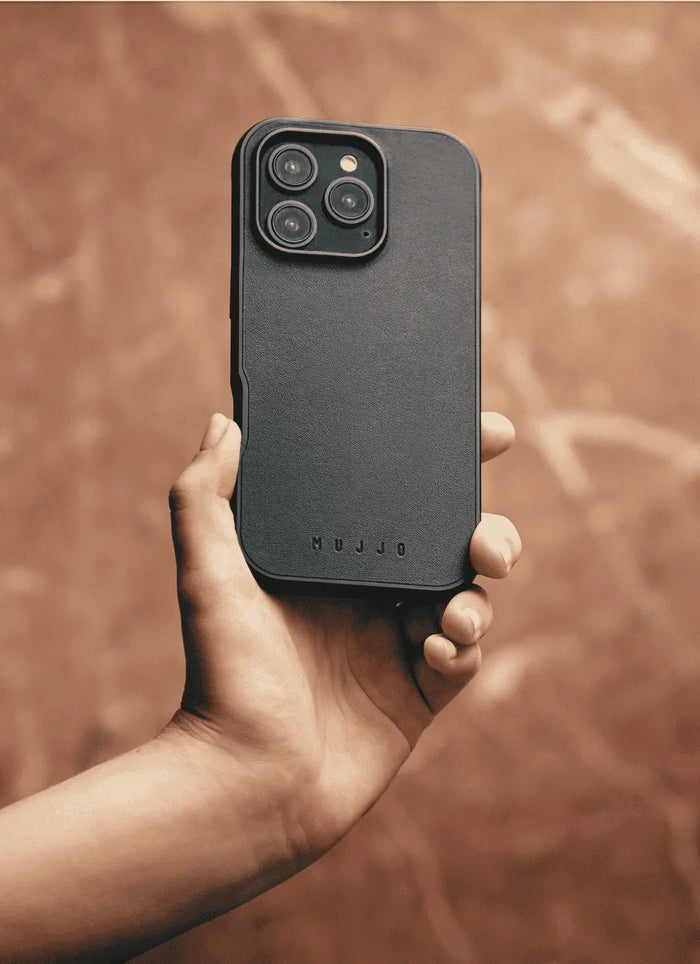 SHOP IPHONE 16 shield cases