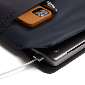 Envoy 16 Inch Laptop Sleeve Premium Quality Case Mujjo